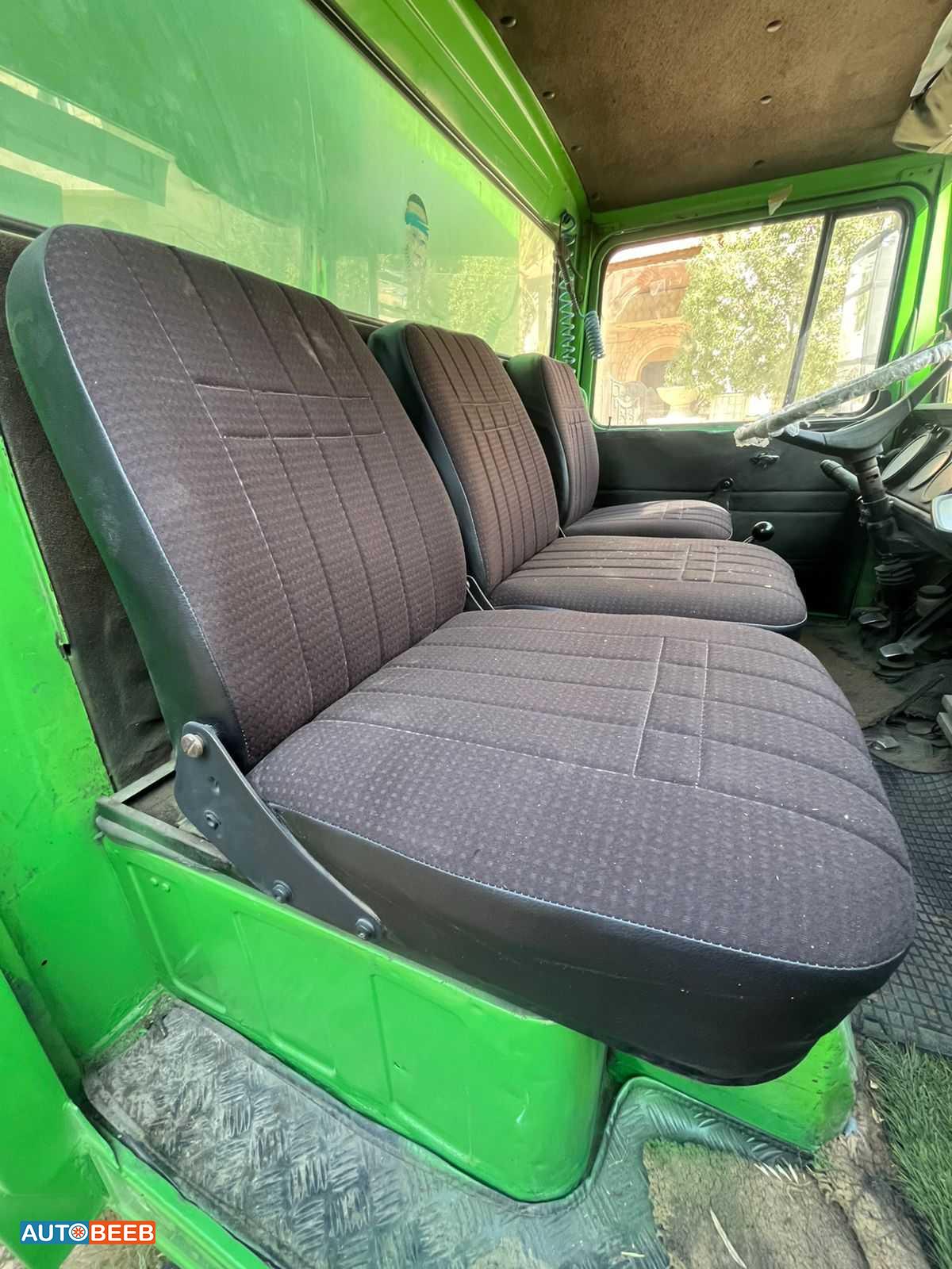 Box Mercedes Benz 1983