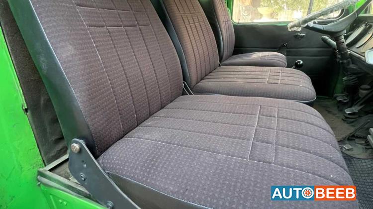 Box Mercedes Benz 1983