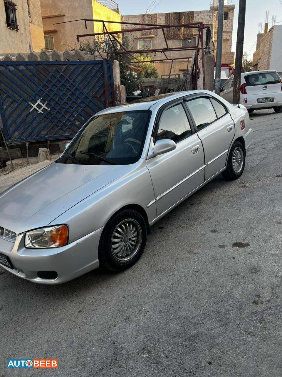 هيونداي فيرنا 1999