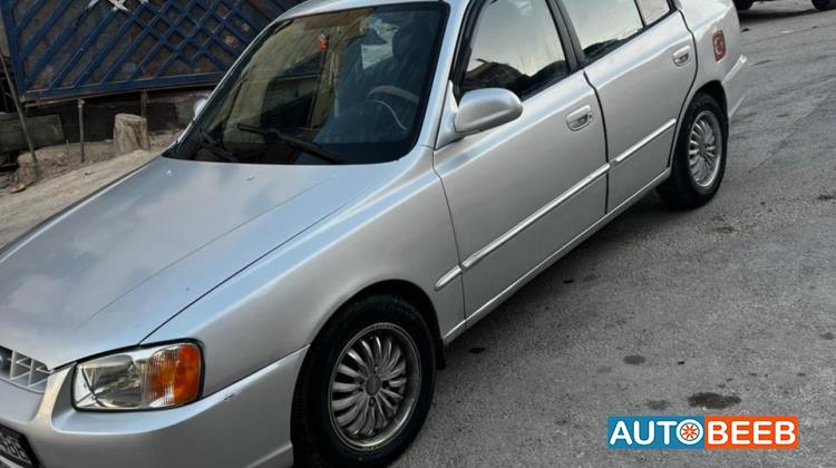 هيونداي فيرنا 1999