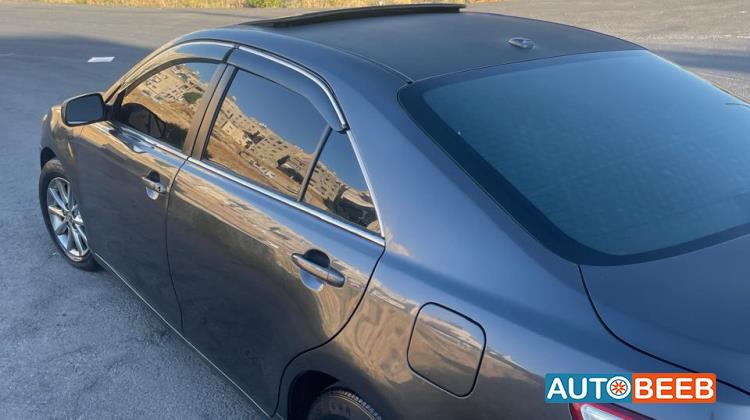 Toyota Camry 2010
