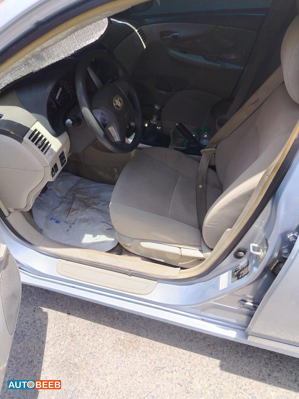 تويوتا كورولا 2012