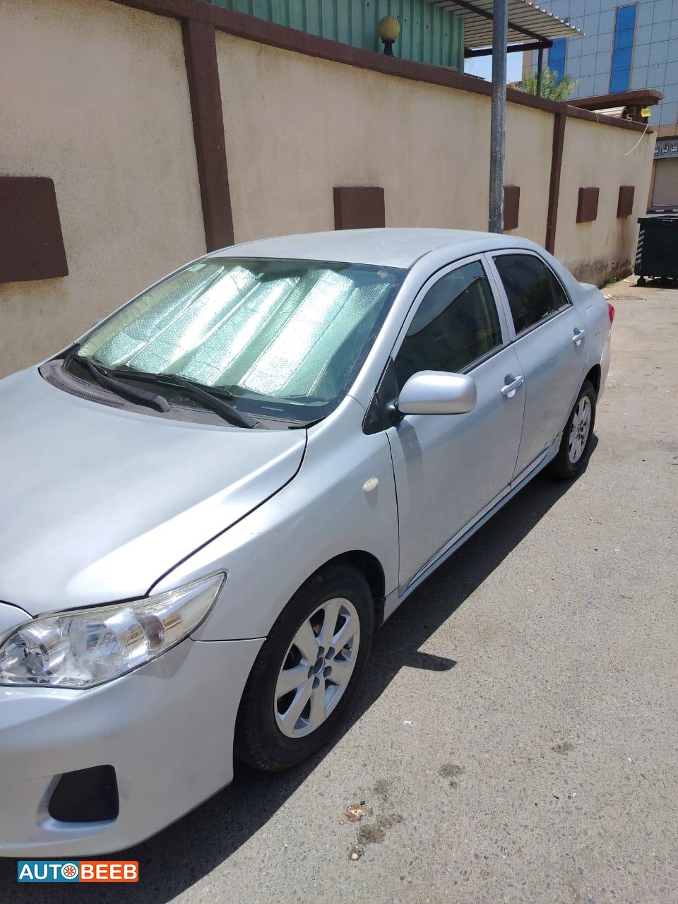 تويوتا كورولا 2012