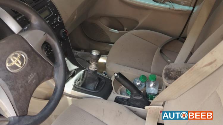 تويوتا كورولا 2012