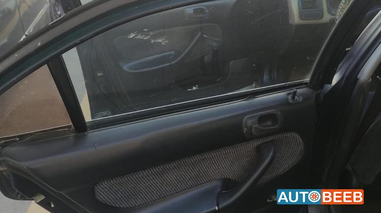 هوندا سيفيك 1998