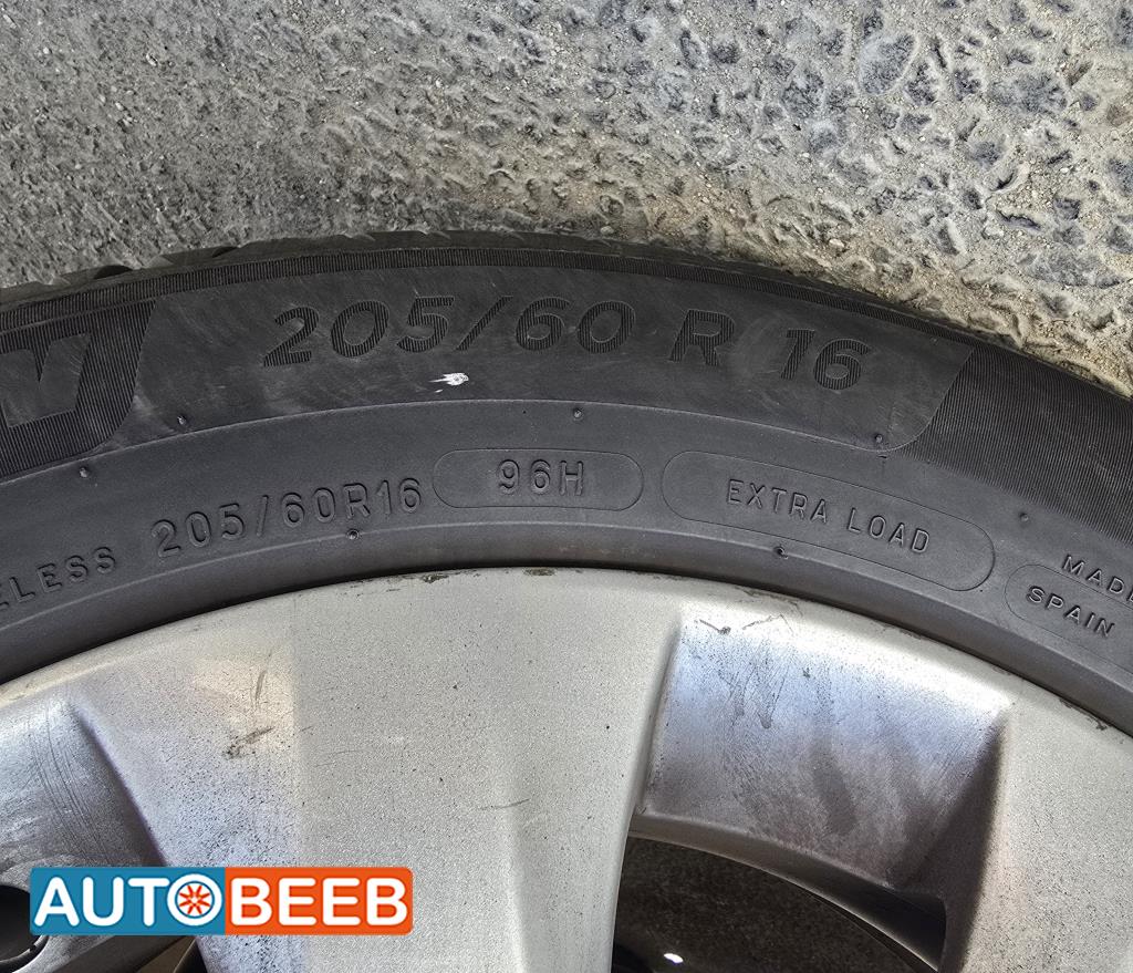 Wheel and Rims Wheel  Opel Astra