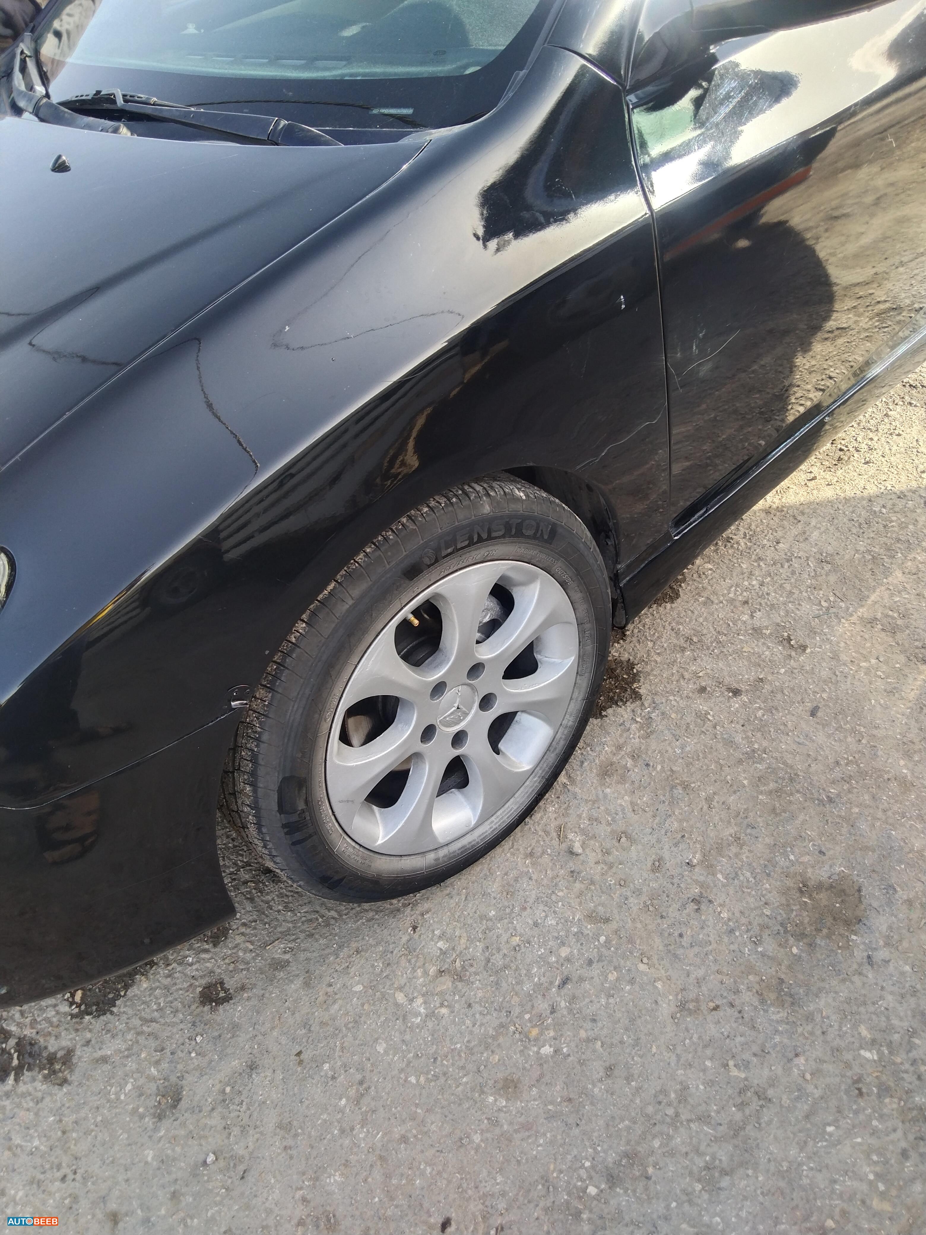 هيونداي النترا 2009