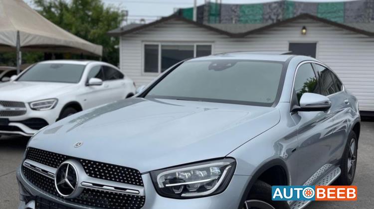 مرسيدس بنز GLC350e 2021