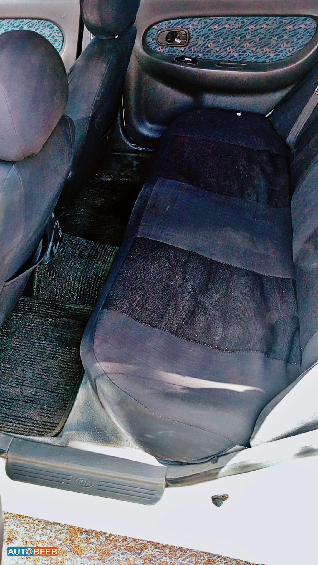 كيا سيفيا 2000