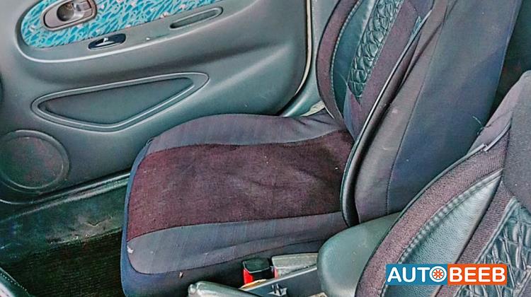 كيا سيفيا 2000