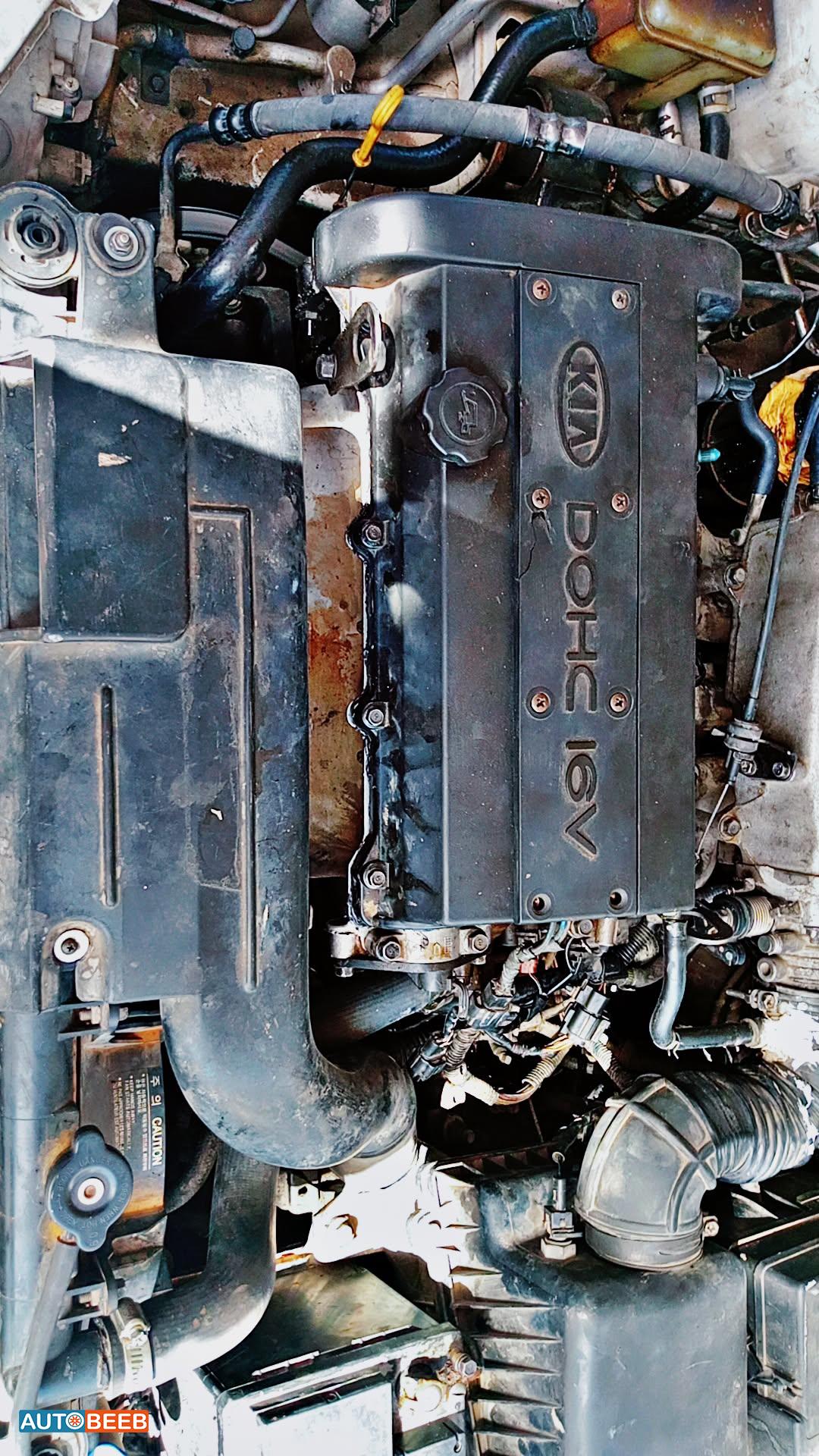 كيا سيفيا 2000