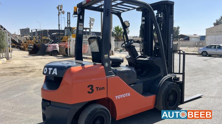 Forklift Toyota 2017