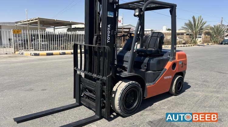 Forklift Toyota 2017