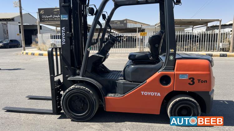 Forklift Toyota 2017