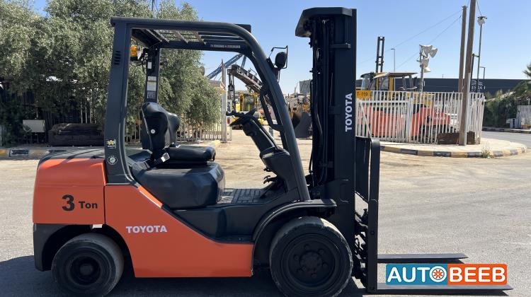 Forklift Toyota 2017