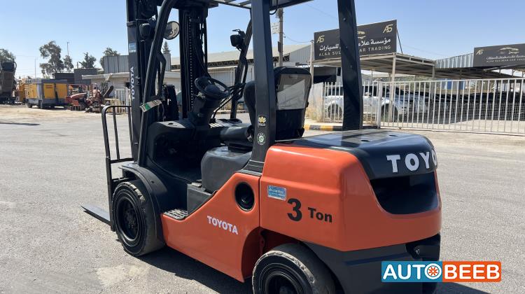 Forklift Toyota 2017