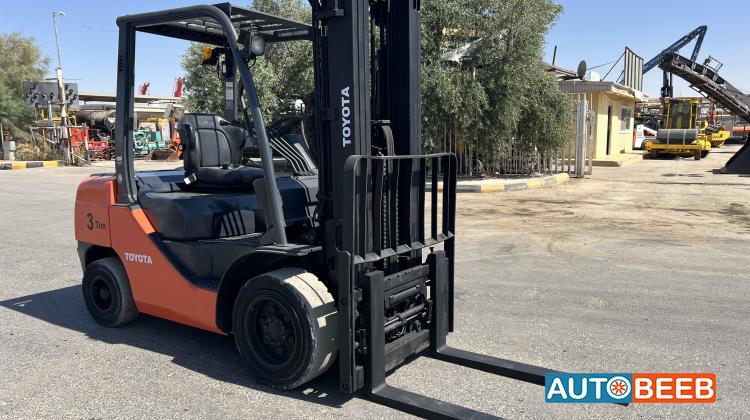 Forklift Toyota 2017