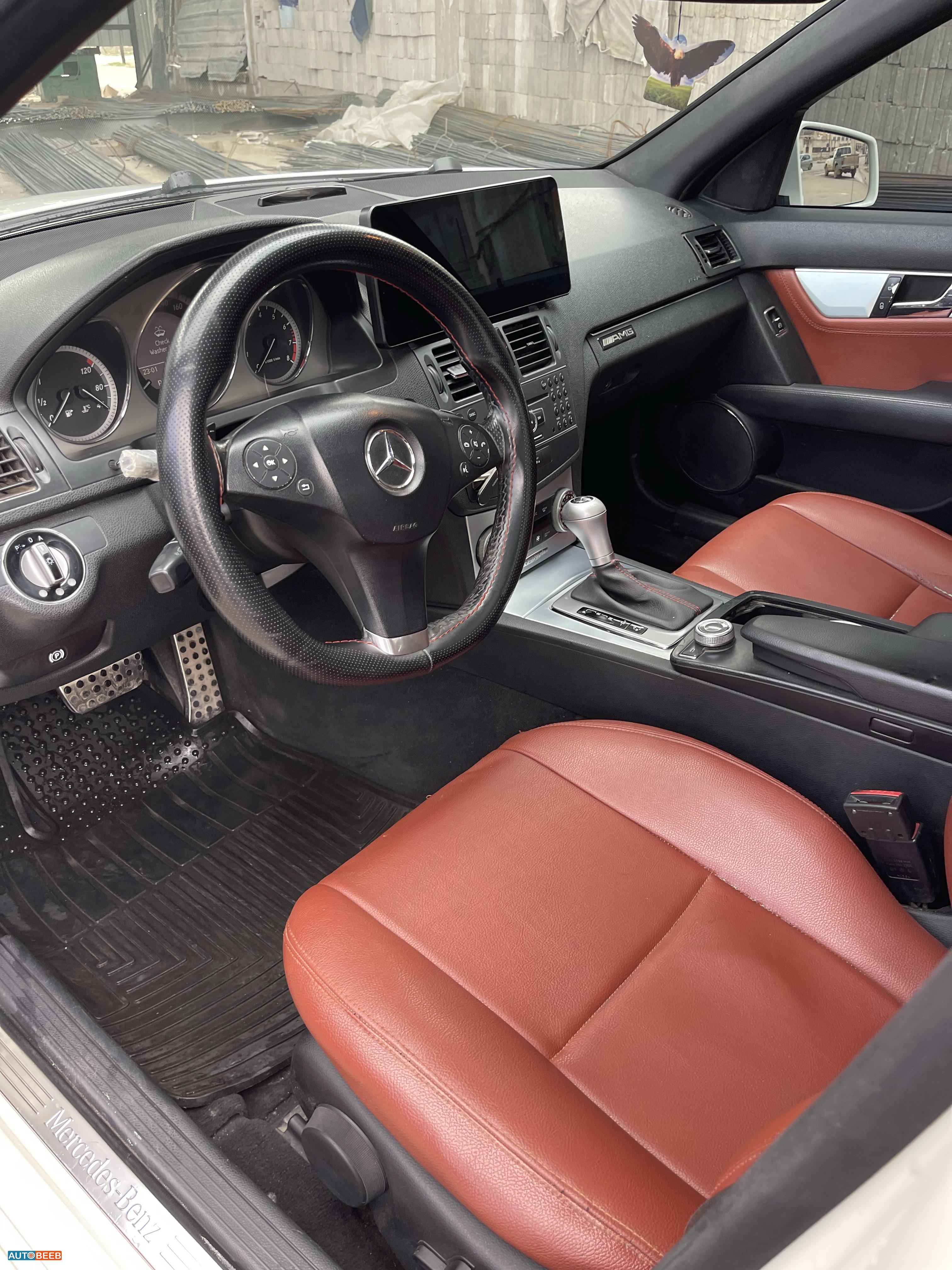 مرسيدس بنز C200 2009