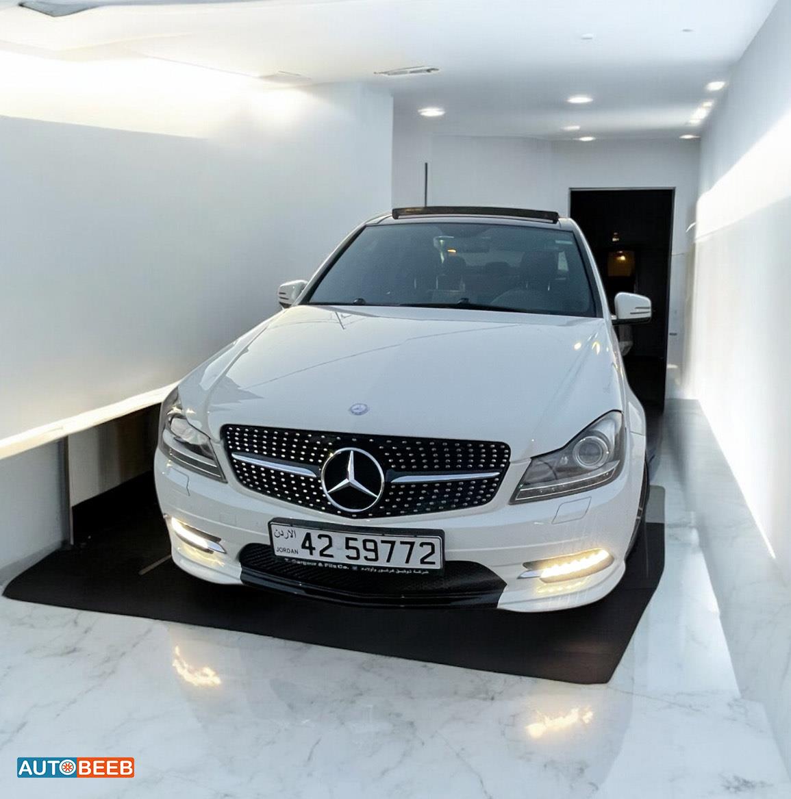 مرسيدس بنز C200 2009
