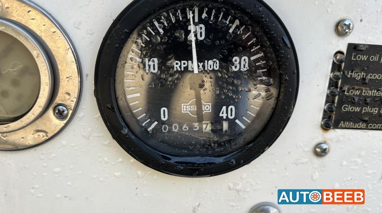 رافعة مجنزرة  2016