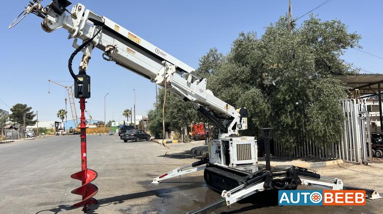 رافعة مجنزرة  2016