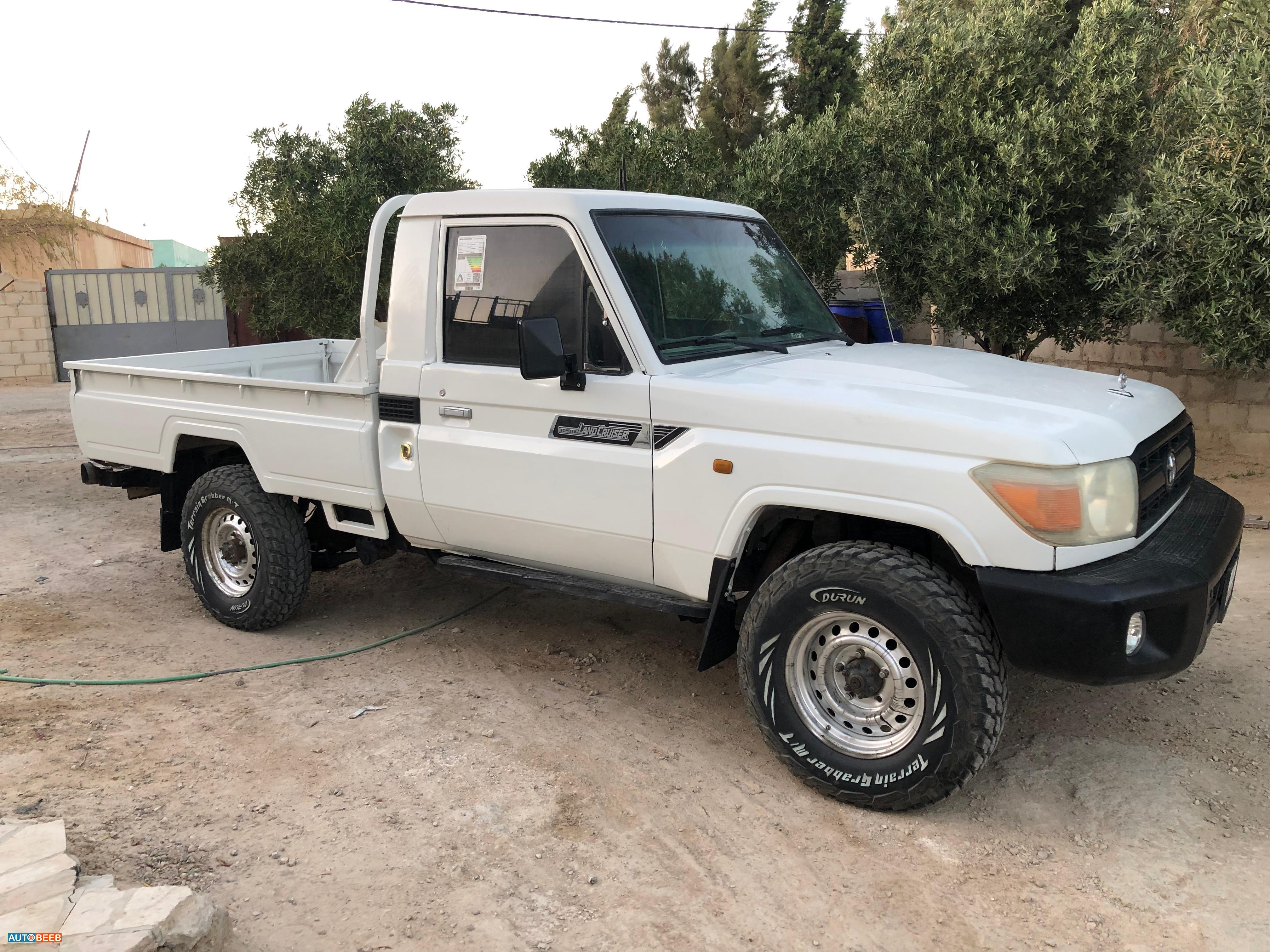 تويوتا لاندكروزر 2009