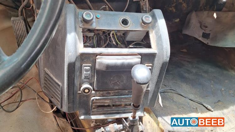 Mercedes Benz E200 1975