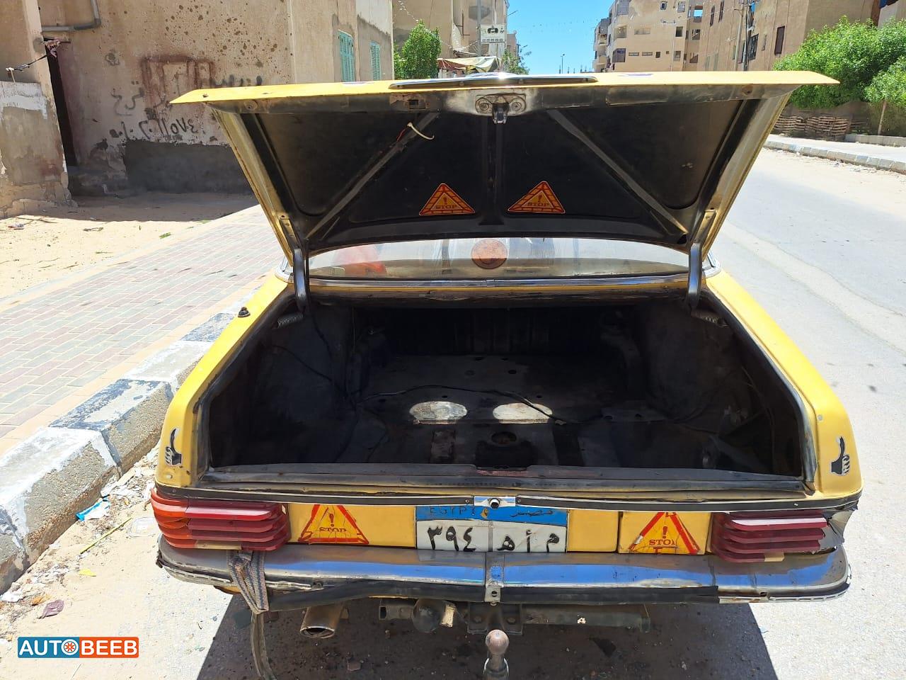 Mercedes Benz E200 1975