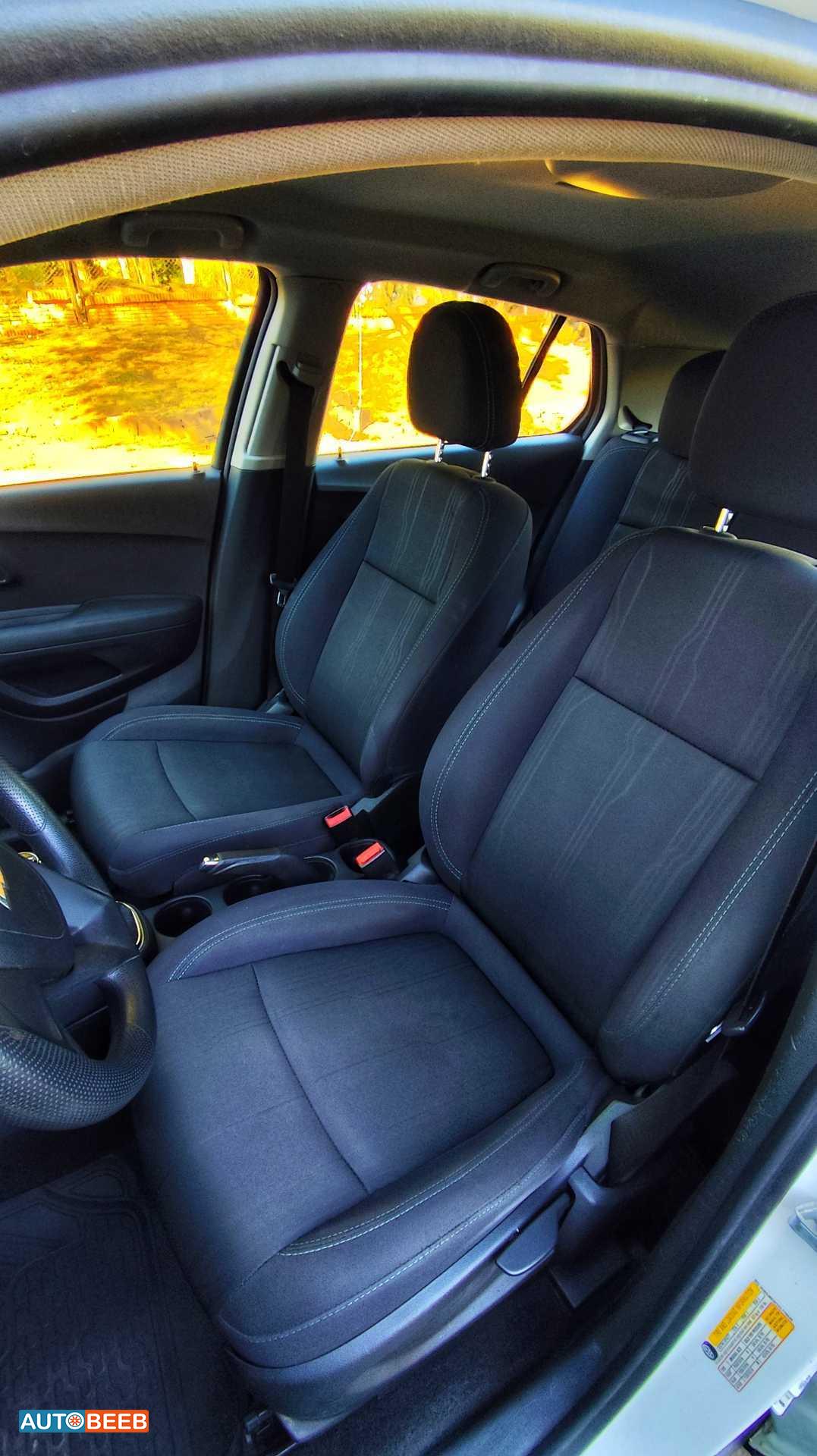 شيفروليه تراكر 2015