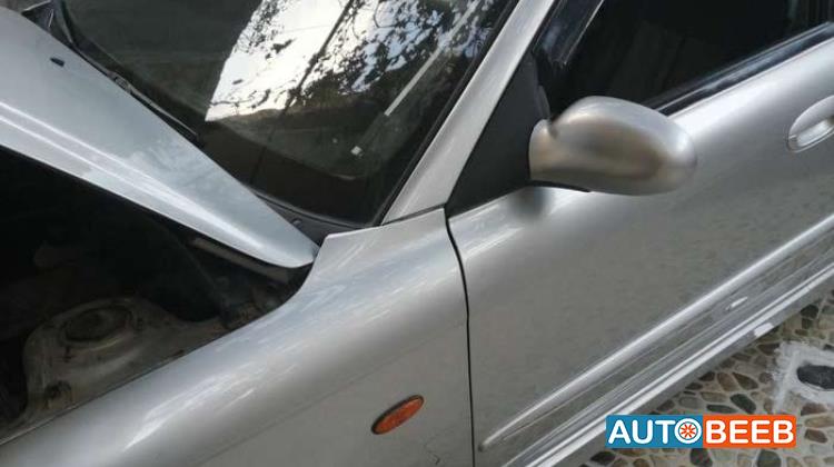 كيا سبكترا 2001