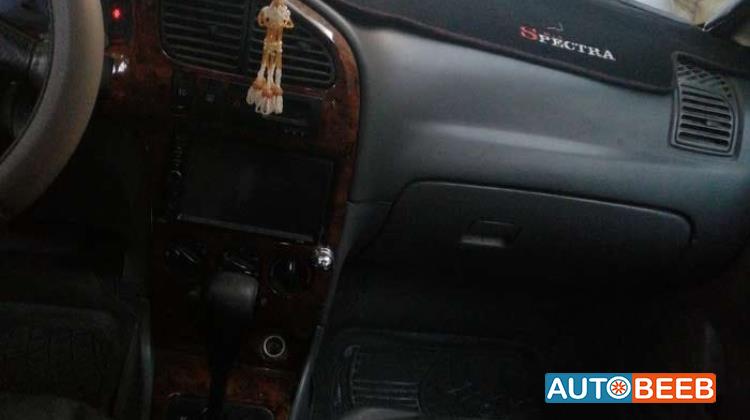 كيا سبكترا 2001