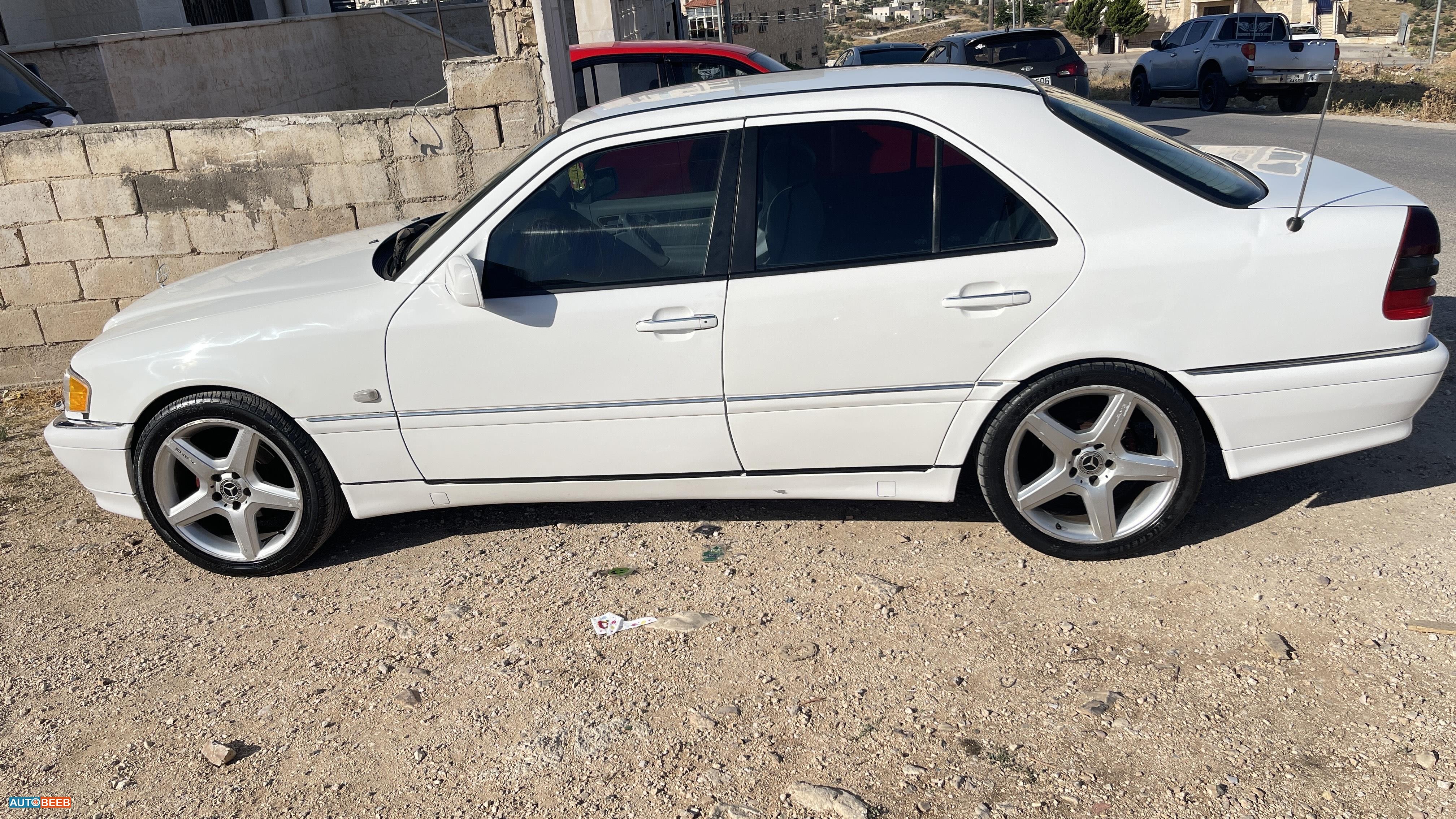مرسيدس بنز C200 1995