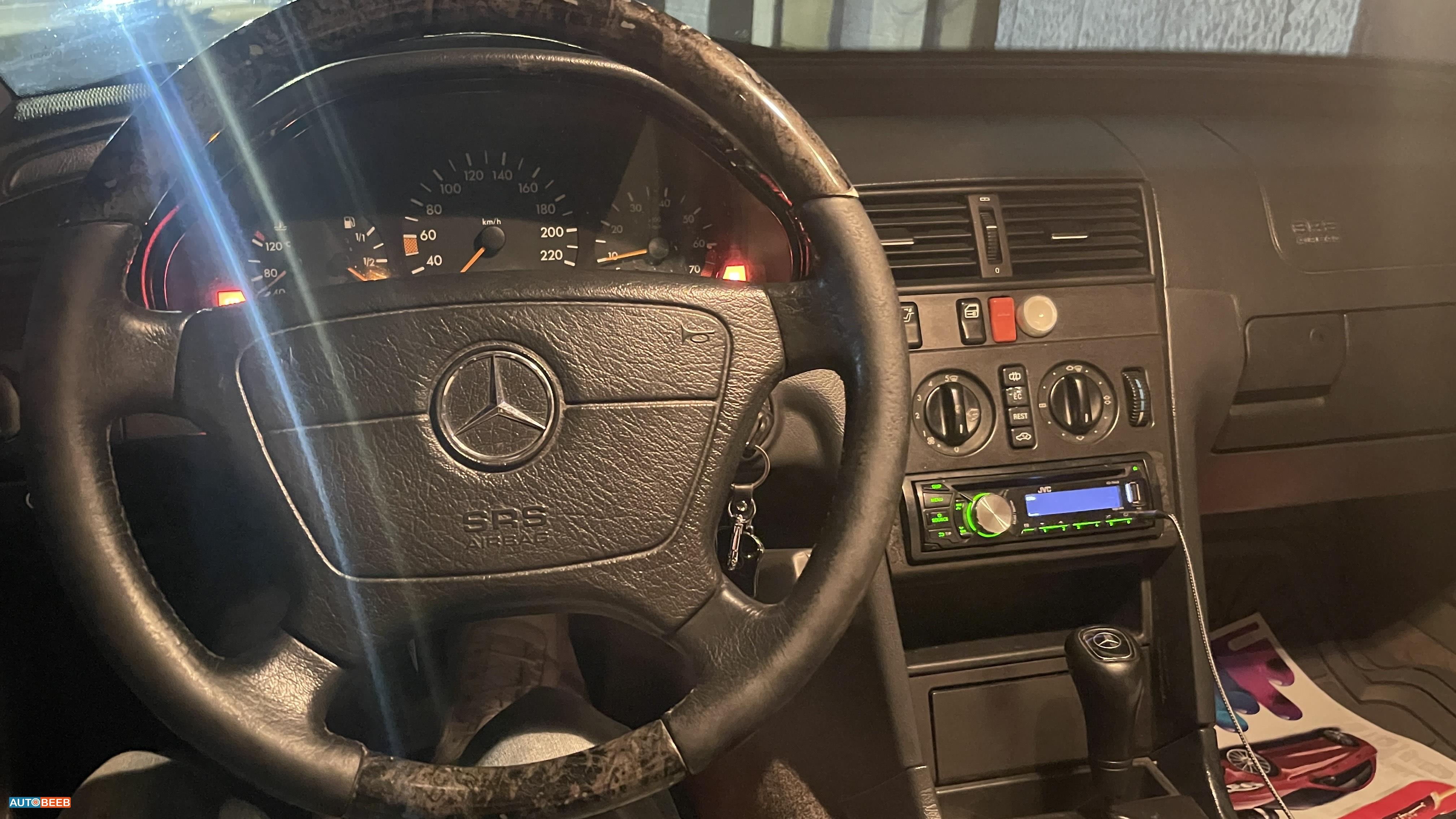 مرسيدس بنز C200 1995