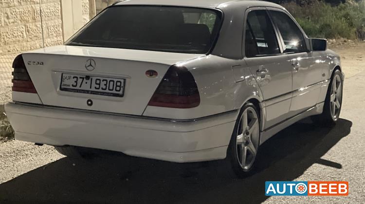مرسيدس بنز C200 1995