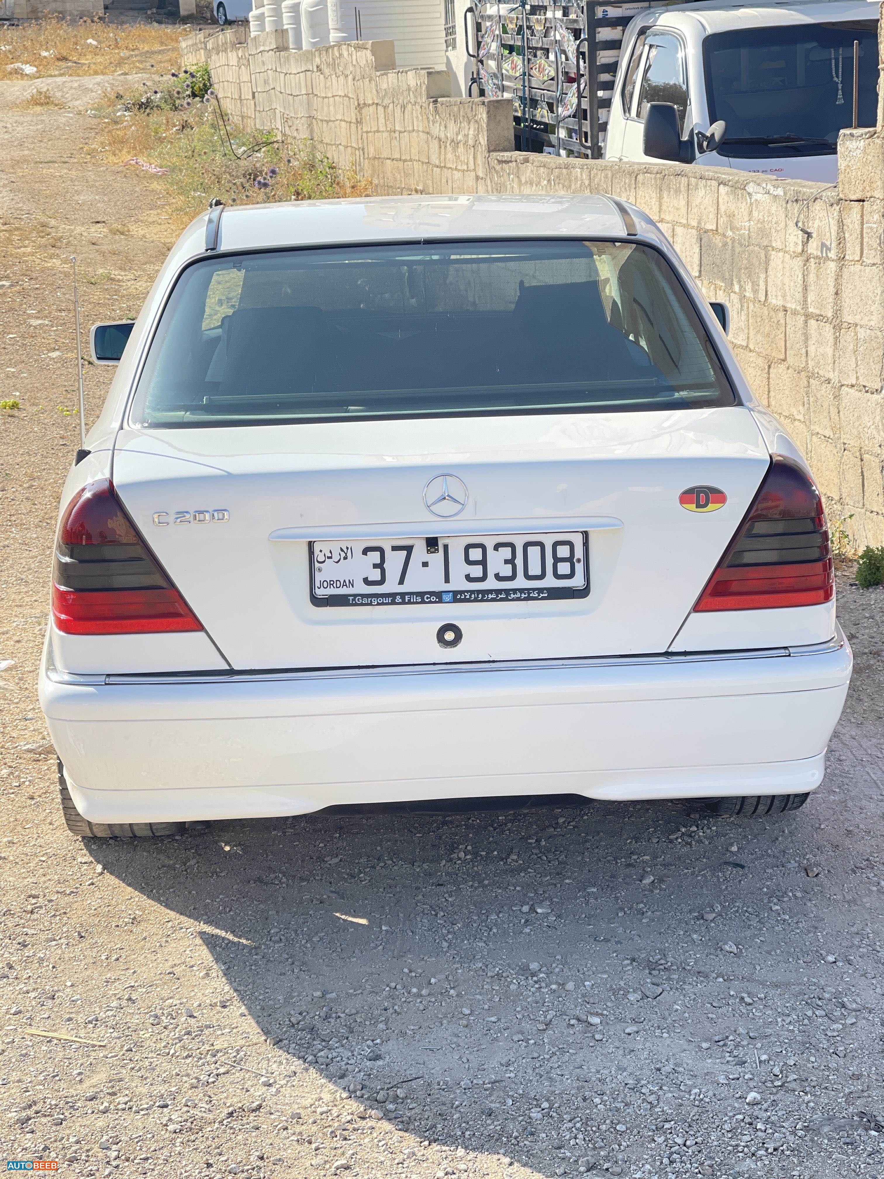 مرسيدس بنز C200 1995