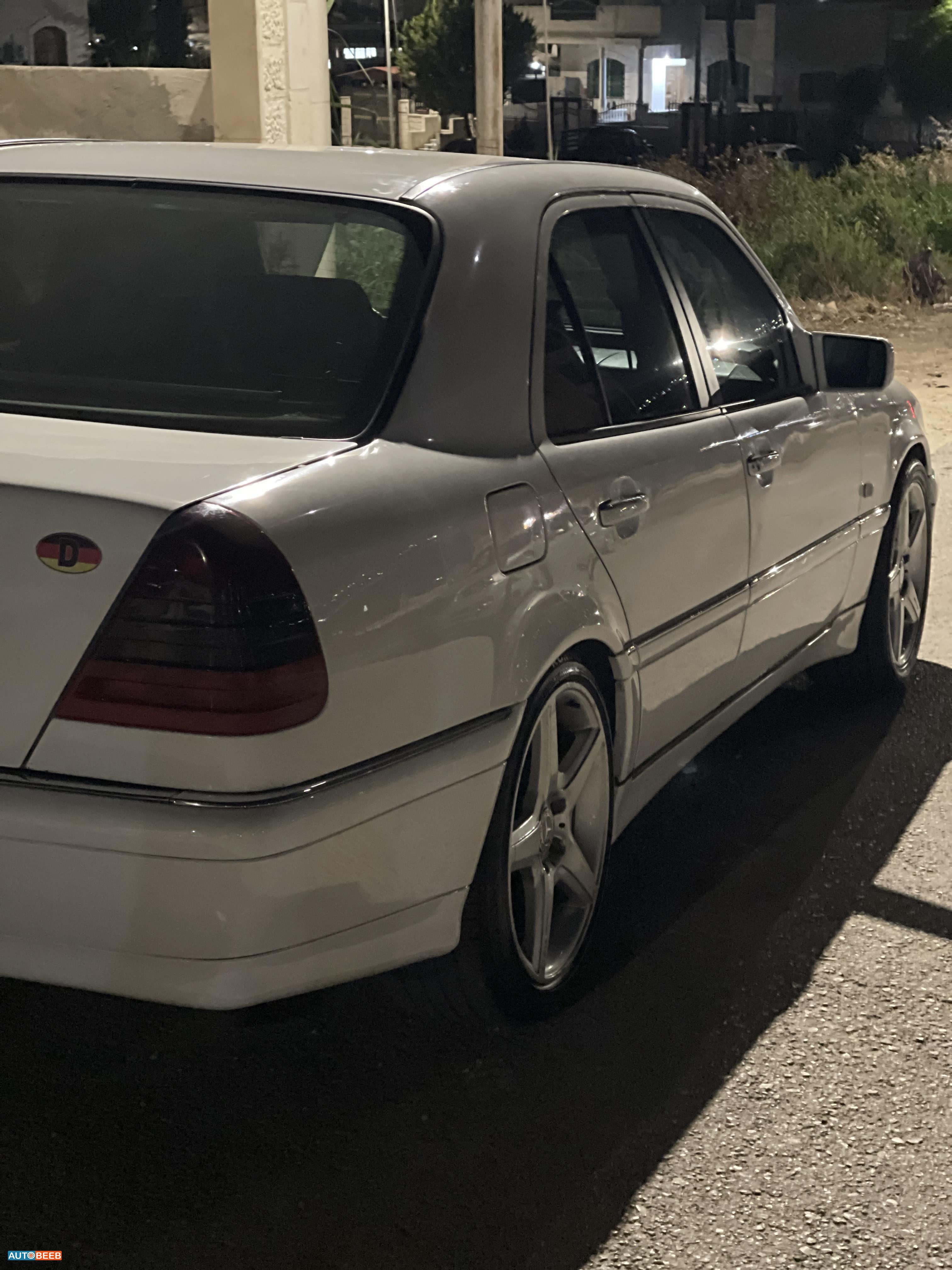 مرسيدس بنز C200 1995
