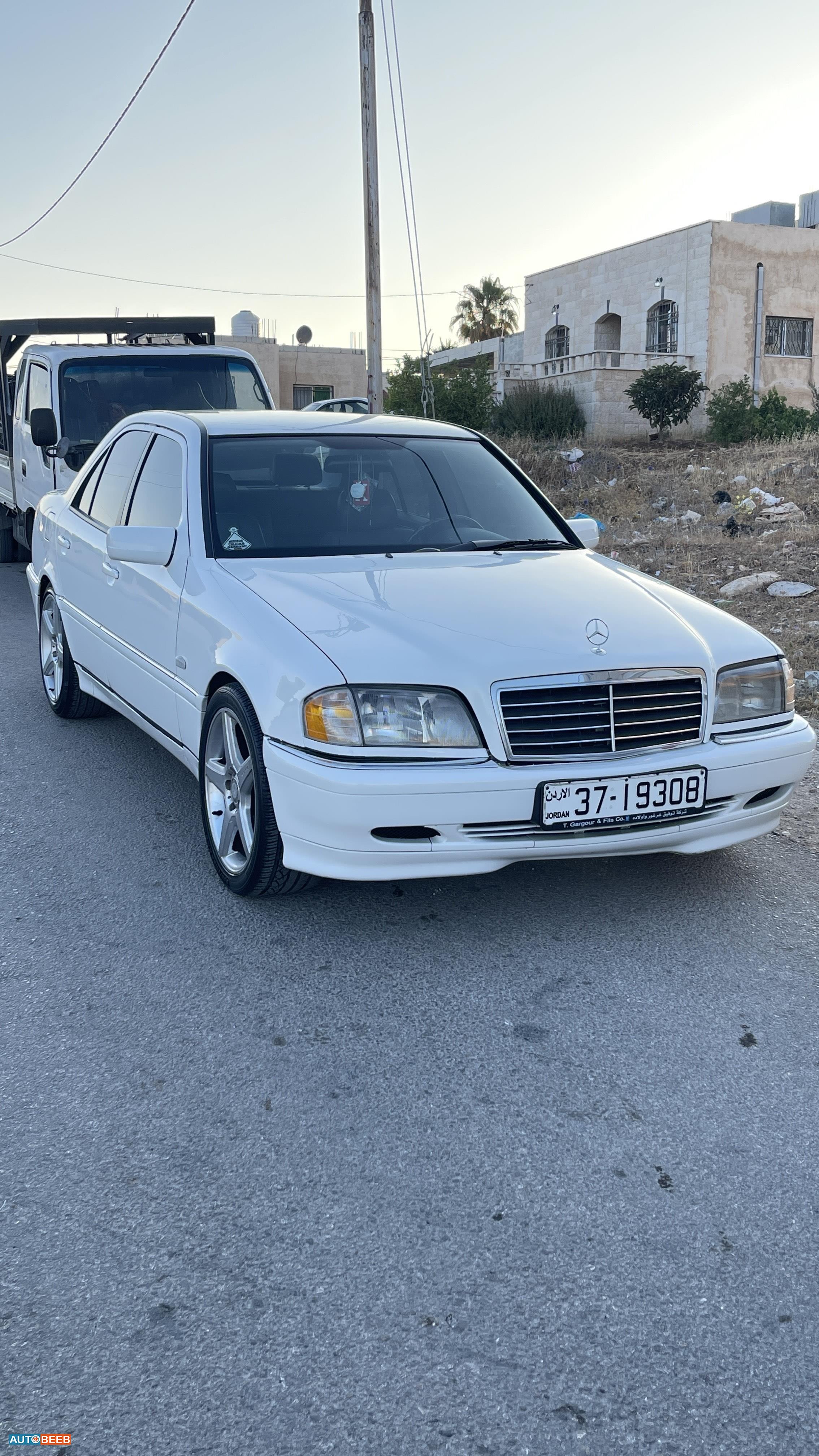 مرسيدس بنز C200 1995