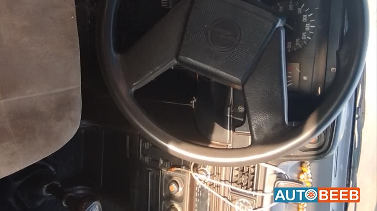 اوبل كاديت 1987