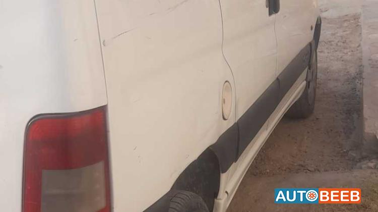 سيتروين بيرلينجو 2013