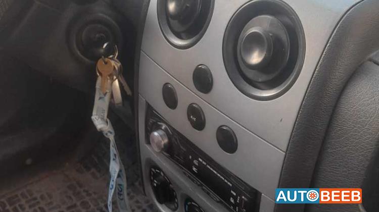 سيتروين بيرلينجو 2013