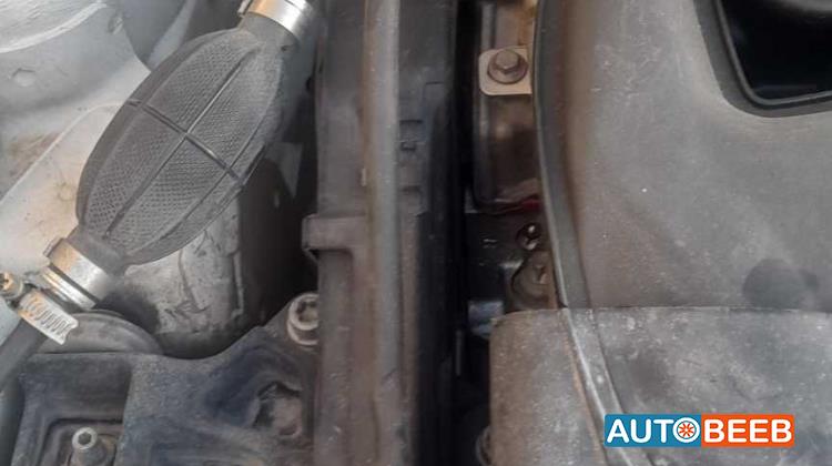 سيتروين بيرلينجو 2013