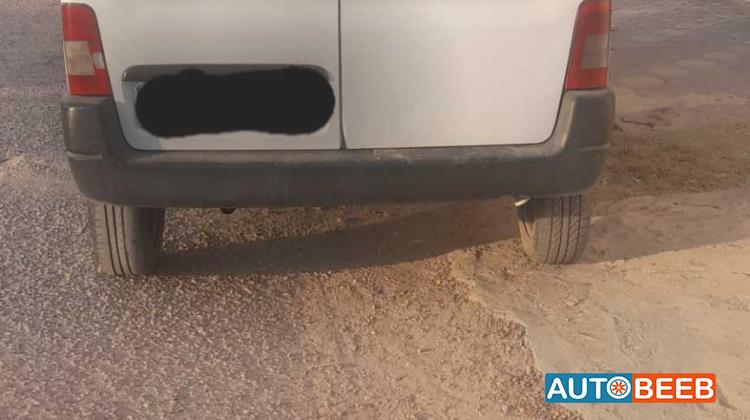 سيتروين بيرلينجو 2013