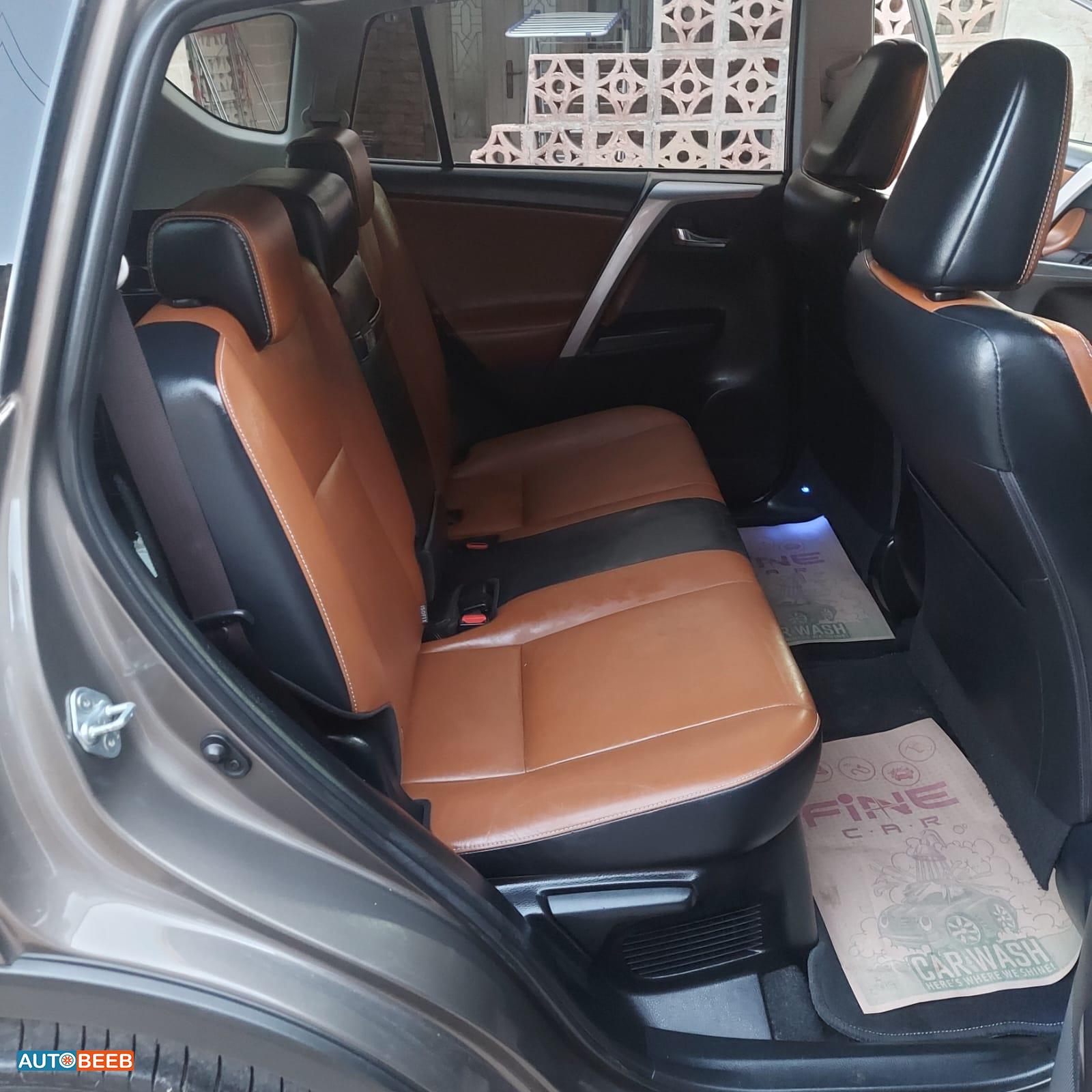 تويوتا راف فور 2017