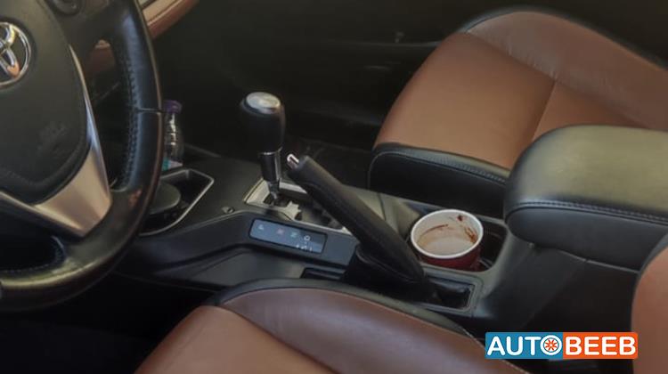 تويوتا راف فور 2017