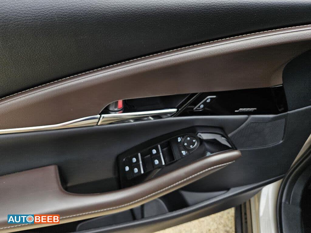 مازدا CX30 2024