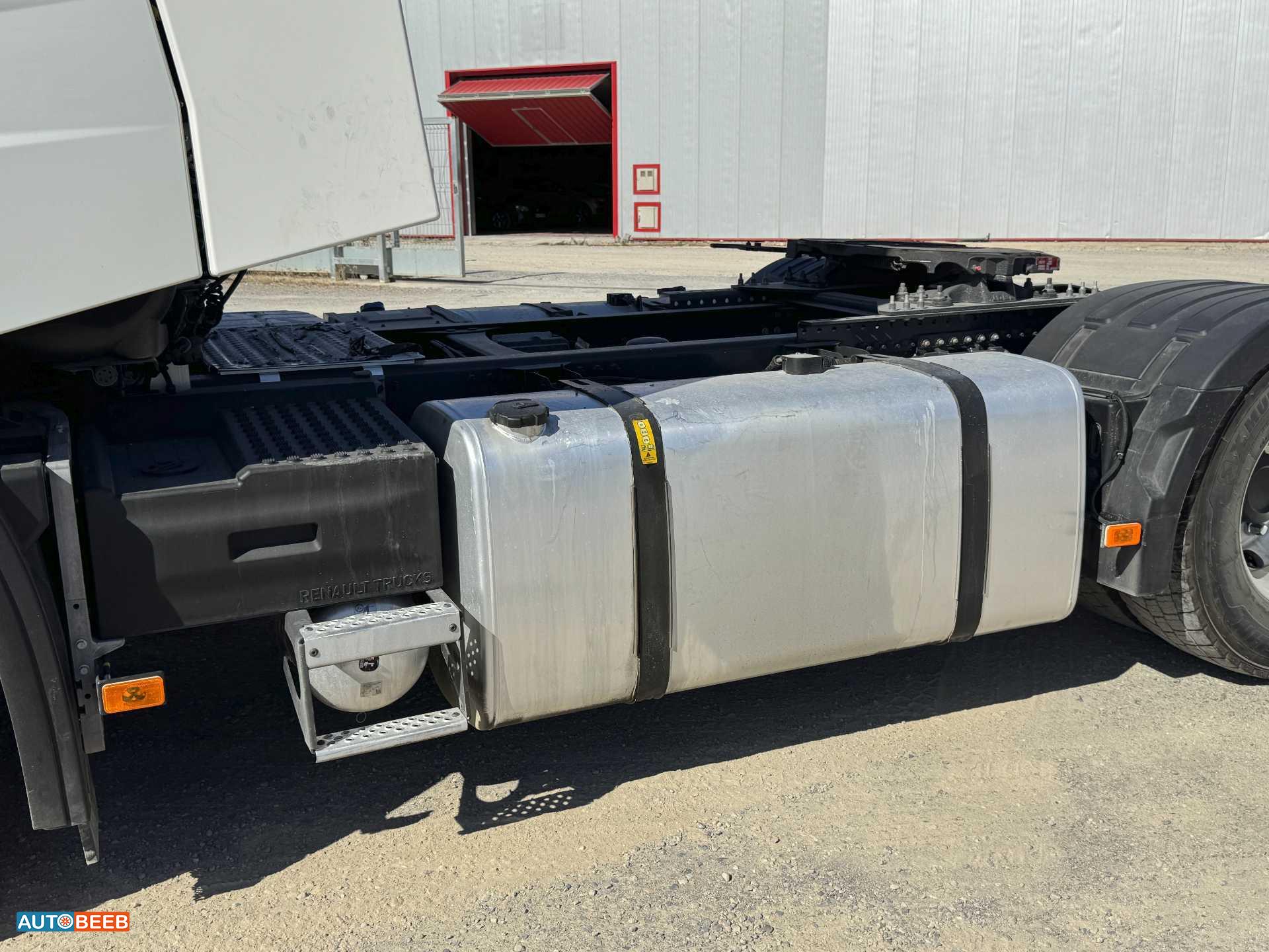 Tractor Unit Renault 2022