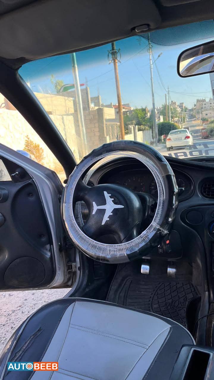 هيونداي افانتي 1995