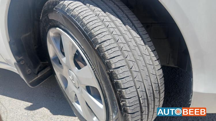 ميتسوبيشي لانسر 2014