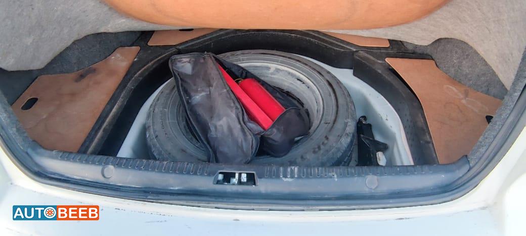 ميتسوبيشي لانسر 2014