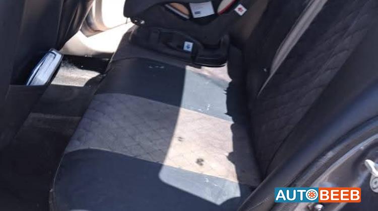 ميتسوبيشي لانسر 2011